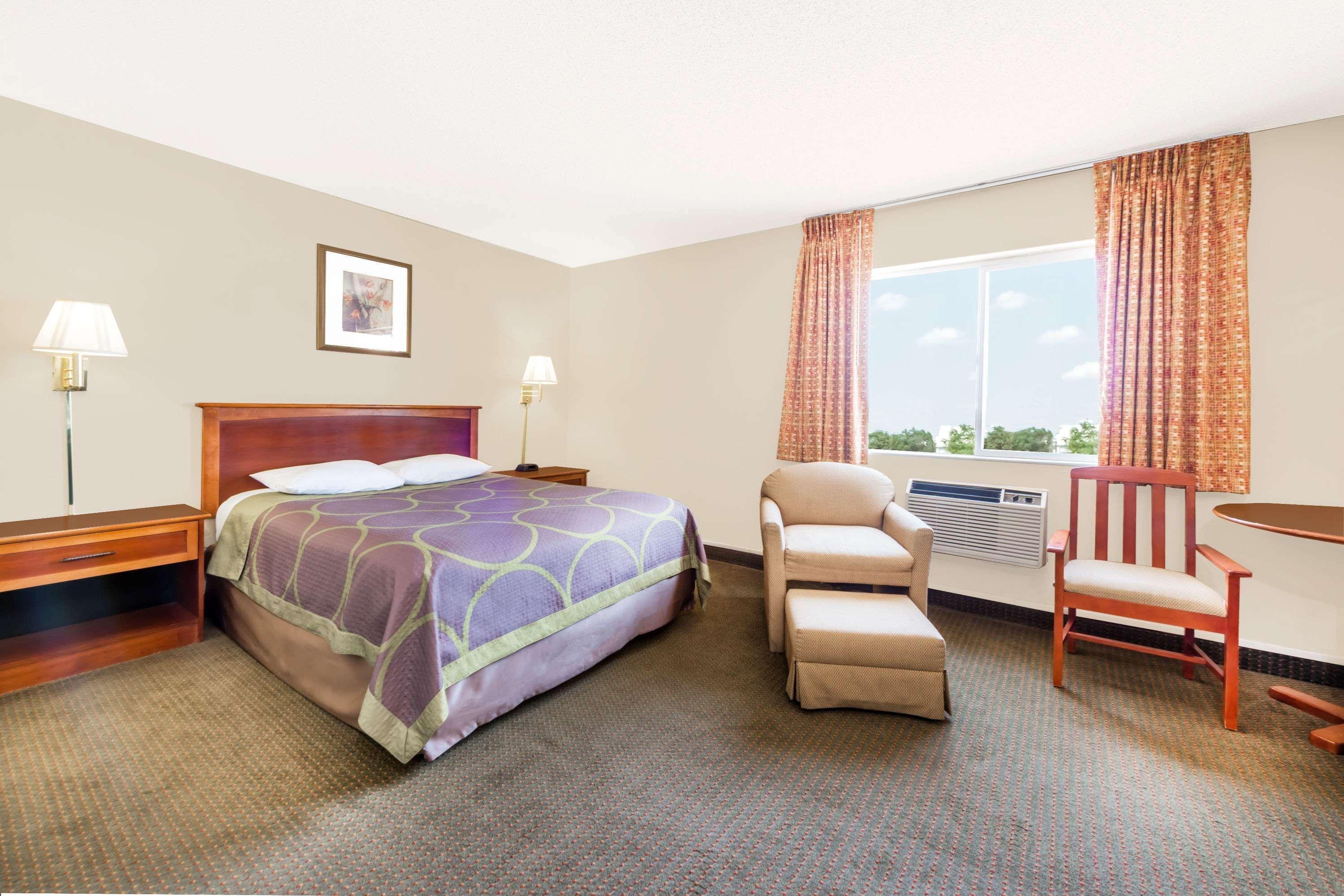 Super 8 By Wyndham Liberal Ks Hotel Exterior photo